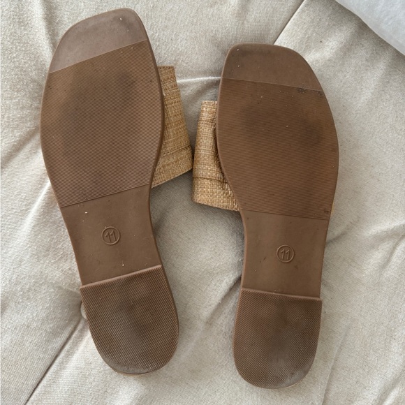 Universal Thread Target Sandals (Worn Once) - Picture 2 of 2
